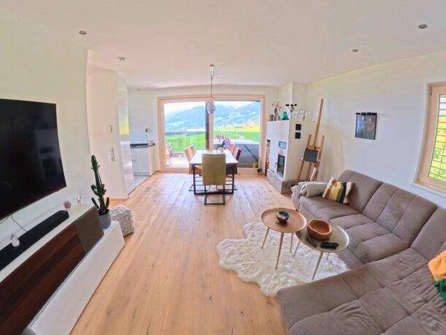 Immobilie in Fügenberg - Hochwertige Maisonette-Wohnung mit Terrasse - Bild 2