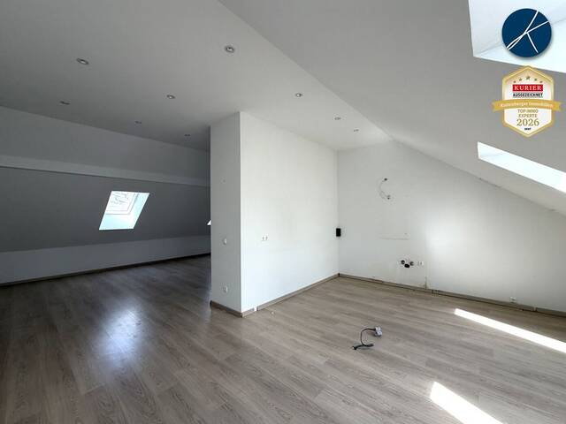 Immobilie in St. Pölten - Großzügige DG-Wohnung Nähe Josefskirche - Bild 1