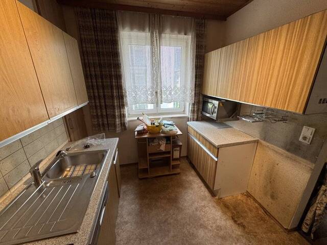 Immobilie in Wattens - Günstige 3-Zi-Wohnung in Wattens mit Balkon und Garage zum Sanieren - Bild 3