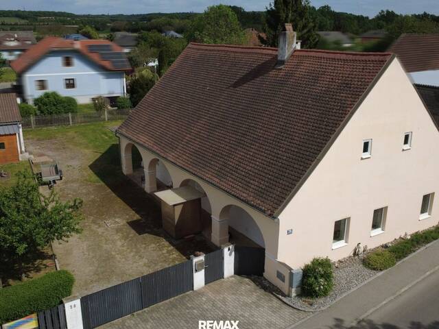 Immobilie in Herzogenburg - Liegenschaft mit Potenzial in Herzogenburg mit Haupthaus und Nebengebäude - Bild 0