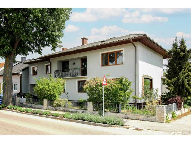 Immobilie in Stockerau - Familienparadies in Stockerau: großzügiges Haus mit Pool, traumhaftem Garten & Top Raumaufteilung - Bild 3