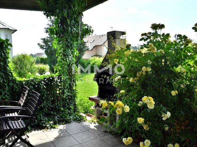 Immobilie in Grieskirchen - ++ Charmanter Bungalow in Grieskirchen - 4 Zimmer, Terrasse, Garage, 125m² Wohnfläche ++ - Bild 1