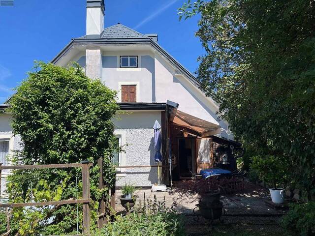 Immobilie in Mariazell - MARIAZELL Zentrum - drei Wohnungen - mit Potential für weitere WOHNUNGEN! - Bild 0
