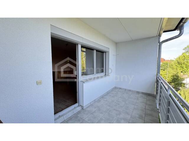 Immobilie in Seewalchen am Attersee - 81m² Große 3-Zimmer-Wohnung mit See- & Gebirgsblick in Seewalchen am Attersee - Bild 2