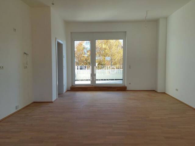 Immobilie in Ulrichskirchen - Weinviertel - Lebensqualität + inklusive Garagenstellplatz - Bild 2