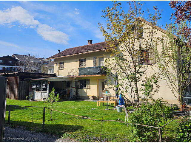 Immobilie in Nenzing - Altes Wohnhaus mit 4 vermieteten Kleinwohnungen in Nenzing zu verkaufen - Bild 1