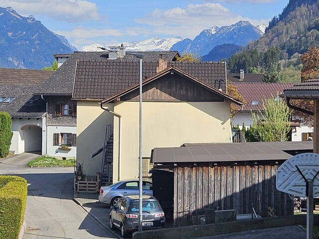Immobilie in Nenzing - Altes Wohnhaus mit 4 vermieteten Kleinwohnungen in Nenzing zu verkaufen - Bild 2
