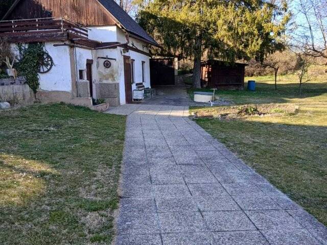 Immobilie in Waidendorf - Einfamilienhaus mit großem Grundstück und Nebengebäude in traumhaft ruhiger Lage - Bild 3