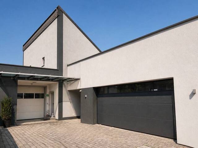 Immobilie in Spielberg - Außergewöhnliches Einfamilienhaus mit Wintergarten & Doppelgarage mit Hebebühne in Toplage von Spielberg - Bild 0