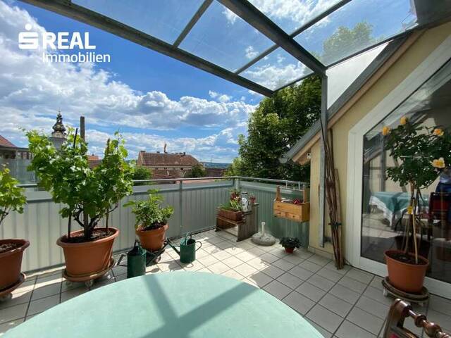 Immobilie in Hartberg - Helle zentrale Dachgeschoßwohnung mit großer Terrasse beim Stadtpark - Bild 0