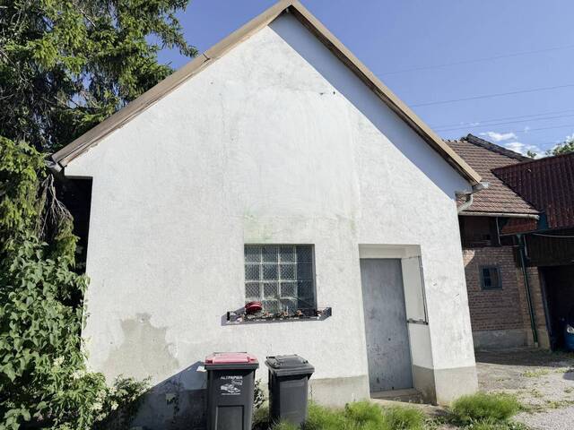 Immobilie in Ternitz - [06773] Gutes Raumklima im Sommer - Alter Hof mit großer Scheune und Werkstatt - Bild 2