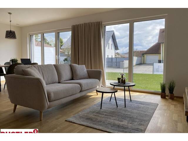 Immobilie in Königstetten - Gartenglück zwischen Wienerwald & Tullnerfeld - Moderne Architektur trifft ländliche Idylle - Bild 3
