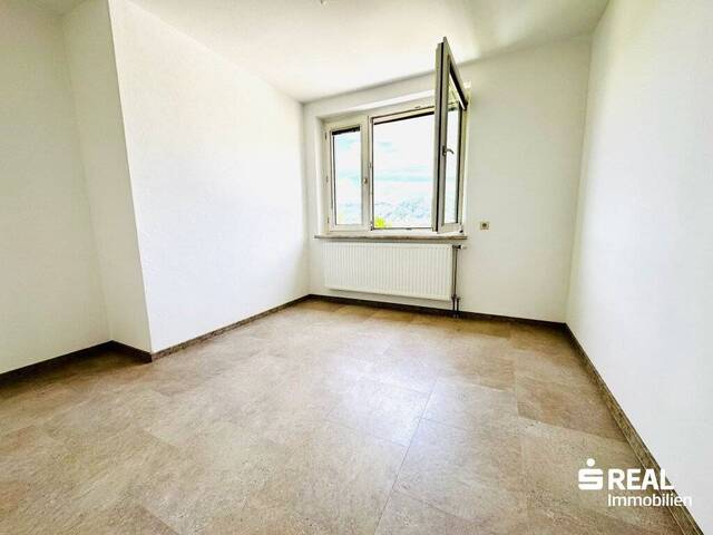 Immobilie in Gmunden - Sonnige und gut eingeteilte 3-Zimmerwohnung. - Bild 4