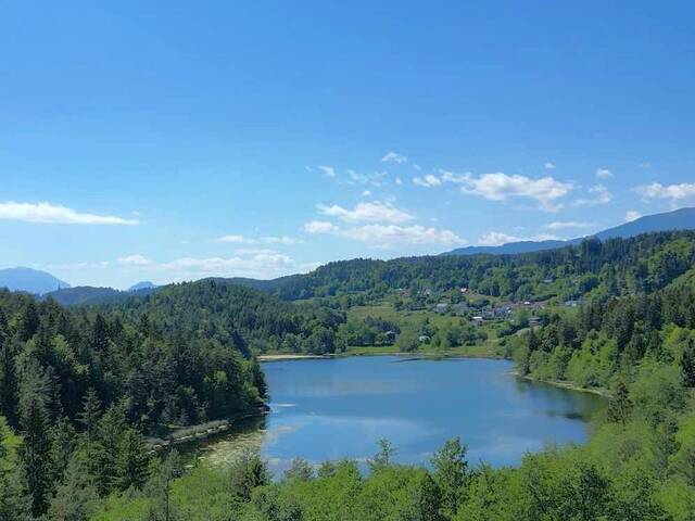 Immobilie in Velden am Wörthersee - Velden: Penthouse mit Ruhe und Aussicht nahe Saissersee - Bild 1