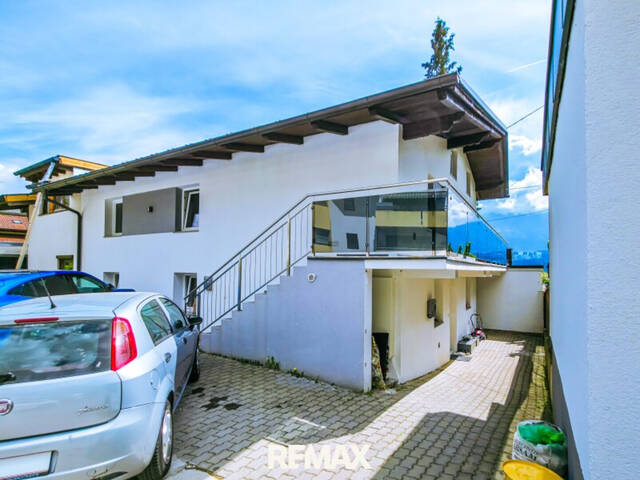 Immobilie in Absam - Zweifamilienhaus in Absam, 165m², Garten, Balkon, Terrasse, 3 Stellplätze – Top Lage und ideal für Familien! - Bild 0