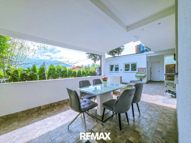 Immobilie in Absam - Zweifamilienhaus in Absam, 165m², Garten, Balkon, Terrasse, 3 Stellplätze – Top Lage und ideal für Familien! - Bild 1