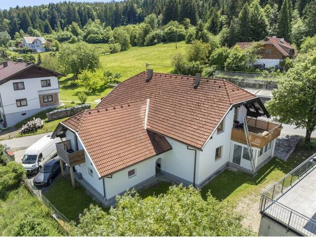 Immobilie in Pogöriach - Pogöriach: Mehrfamilienhaus      Sonniges Zinshaus in Faaker See Nähe      - Bild 1