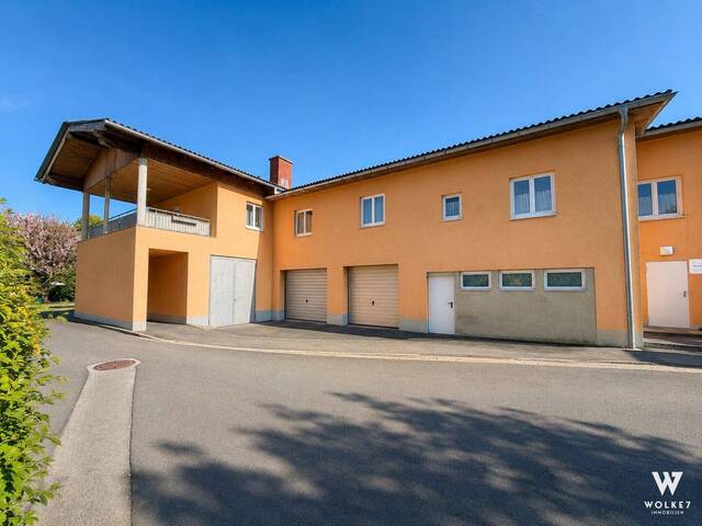 Immobilie in Deutschfeistritz - Großzügiges Wohnhaus mit 3 Garagen, Lagerflächen und traumhafter Sonnenterrasse - Bild 1