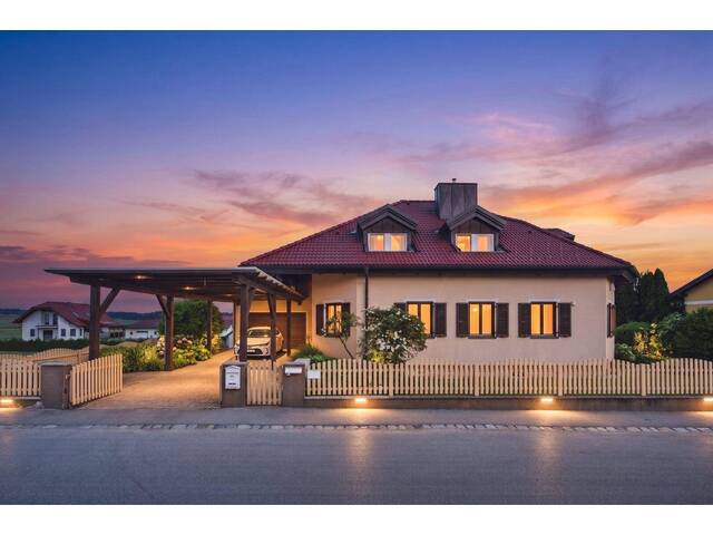 Immobilie in Kronberg - Exklusives Einfamilienhaus in Kronberg – 366m² Wohnfläche, 6 Zimmer, fast 8.000m² parkähnlicher Garten, Salzwasserpool, Golfsimulator, uvm! - Bild 1