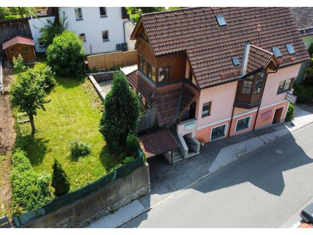 Immobilie in Liezen - TOP Wohnhaus mit Geschäftslokal, Garten,Terrasse, Garage, zentrale und ruhige Lage! ZWEITWOHNSITZFÄHIG! - Bild 3
