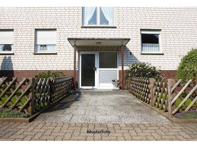 Immobilie in Fehring - 2-Zimmer-Wohnung etwa 300 vom Hauptplatz entfernt - Bild 0
