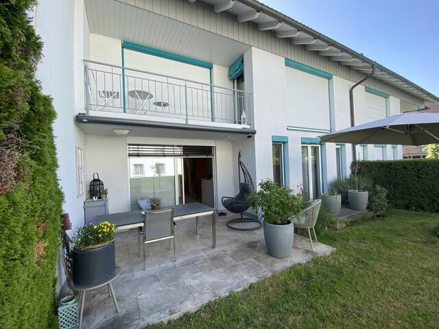 Immobilie in Feldkirch - Attraktives 6-Zi-Reihenhaus in Feldkirch mit Garage & moderner Ausstattung - Bild 0
