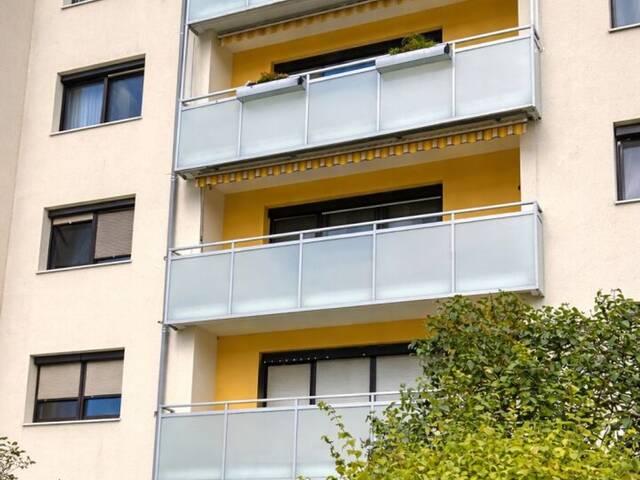 Immobilie in Neuhofen an der Krems - NEUHOFEN | ANLAGEOBJEKT: Vermietete 3-Zimmer-Wohnung mit sehenswertem Fernblick in beliebter Lage! - Bild 2