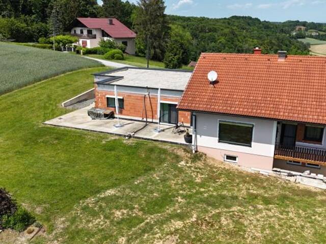 Immobilie in Bonisdorf - Großzügiges Einfamilienhaus (153m²) mit Balkon und Terrasse mit Weitblick ins Grüne in Bonisdorf! - Bild 0