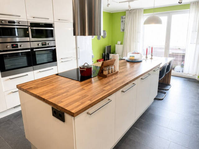 Immobilie in Moos - Großzügiges Einfamilienhaus in Schörfling am Attersee – Potenzial mit Terrasse & Garage! - Bild 2