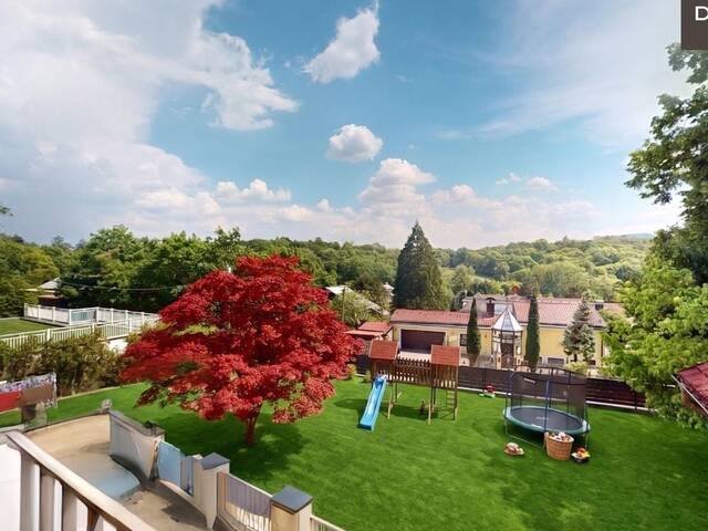 Immobilie in Gießhübl - ZWEIFAMILIENHAUS IN GRÜN-RUHELAGE MIT GROSSEM GARTEN UND WEITBLICK - Bild 2