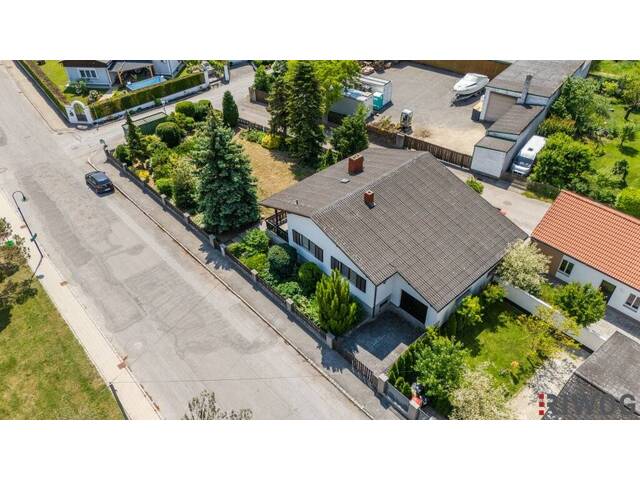Immobilie in Ollersdorf - Ein Zuhause zum Großwerden | 2 Bauparzellen | Haus + Garten - Bild 1