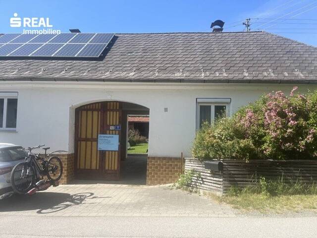 Immobilie in Buchschachen - sREAL- LANDLEBEN MIT CHARAKTER - Historisches Bauernhaus mit Scheune, Backstube, Pool und 1.296 m² Grund - Bild 2
