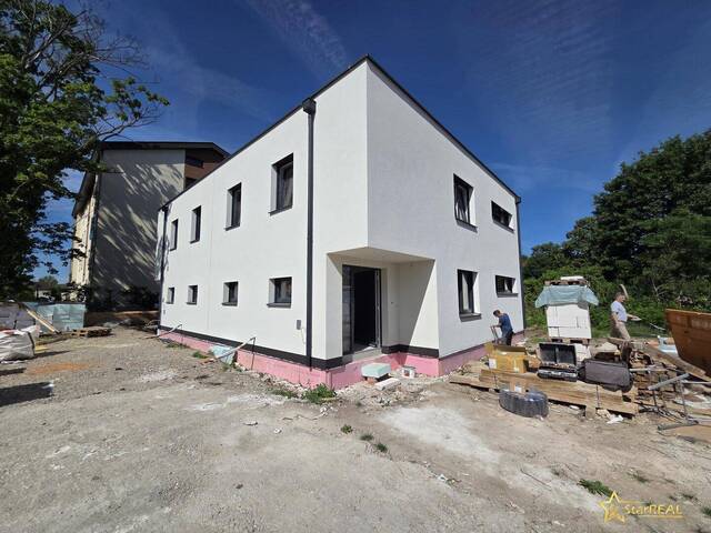 Immobilie in Pottendorf - KURZ VOR ÜBERGABE! 131 m² WFL. ALLEINEIGENTUM. WIENERBERGER ZIEGEHAUS MIT 4 ZIMMER.TOP QUALITÄT. VIELE EXTRAS INKLUSIVE. - Bild 1