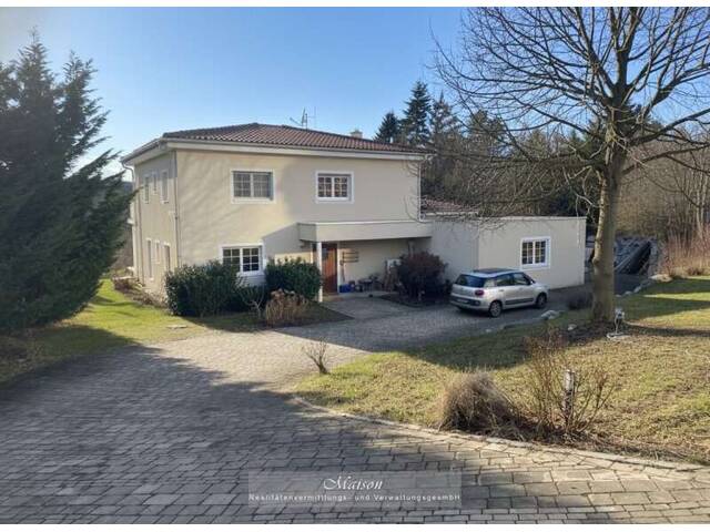 Immobilie in Hintersdorf - ARCHITEKTONISCHES FAMILIEN-REFUGIUM IM WIENERWALD MIT MODERNER TECHNIK UND GROSSZÜGIGEN GRUNDSTÜCK! - Bild 3