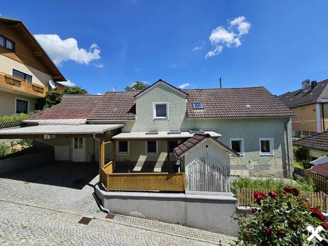 Immobilie in Pabneukirchen - Kleines Markthaus mit Carport und kleinem Garten - Bild 0