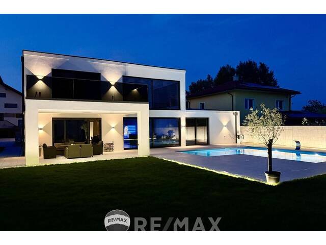 Immobilie in Schwadorf - Moderne Villa mit Pool - Bild 4