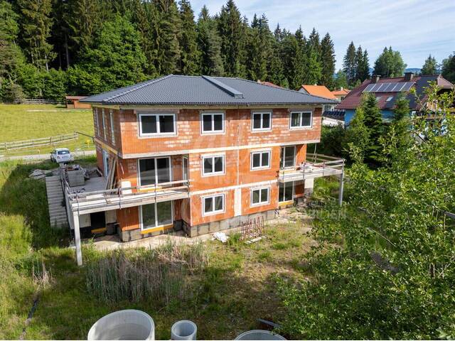 Immobilie in Feldkirchen - Doppelhaushälfte in erweitertem Rohbauzustand nahe Maltschacher See – ca. 173 m² Wohnfläche - Bild 0