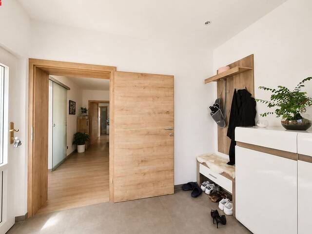 Immobilie in Lafnitz - 1940€/m² - Stilvoll saniertes Haus mit Sonnengarten - 10 Minuten von Hartberg - Bild 2