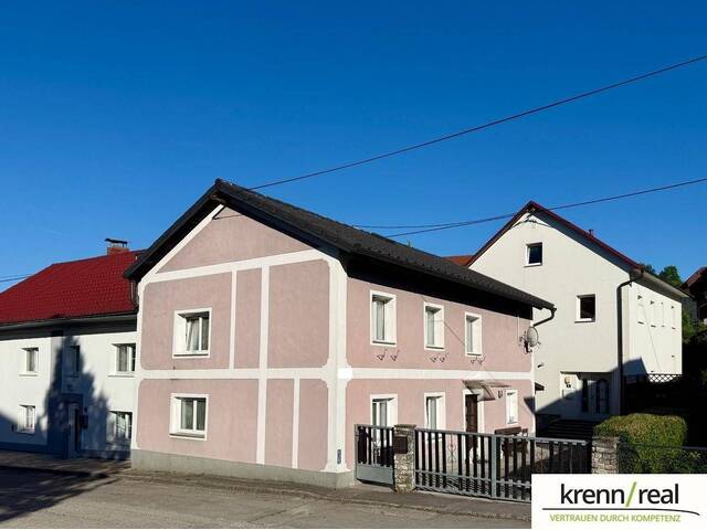 Immobilie in Ansfelden - Altbau mit Charme: Wohnhaus mit Garten in attraktiver Stadtlage - Bild 1
