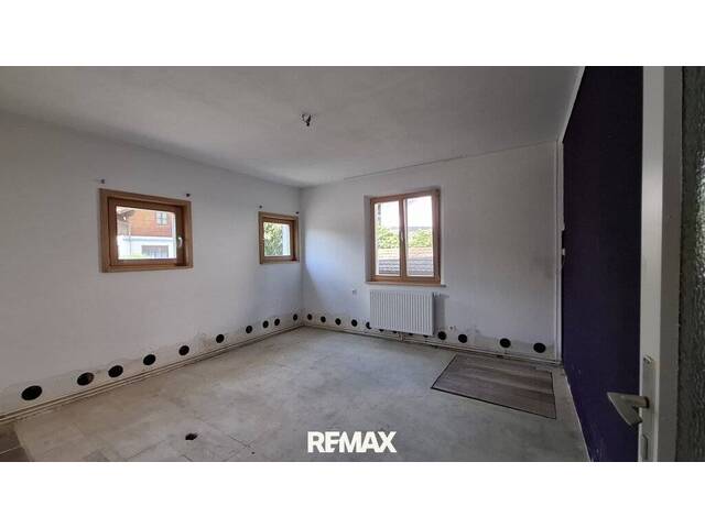 Immobilie in Böheimkirchen - Charmantes Einfamilienhaus mit Gestaltungspotenzial in Böheimkirchen - Bild 2