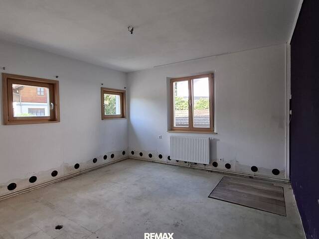 Immobilie in Böheimkirchen - Charmantes Einfamilienhaus mit Gestaltungspotenzial in Böheimkirchen - Bild 2