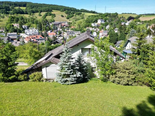 Immobilie in Maria Gugging - Einfamilienhaus in begehrter Sackgassenlage mit großem Grundstück und Entwicklungspotenzial - Bild 1