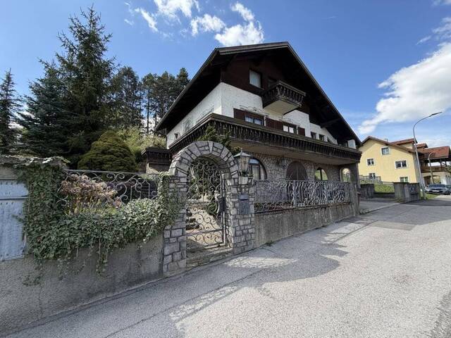 Immobilie in Maria Gugging - Einfamilienhaus in begehrter Sackgassenlage mit großem Grundstück und Entwicklungspotenzial - Bild 4