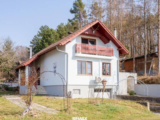 Immobilie in Elsarn im Straßertal - Landhaus in erhöhter Aussichtslage mit weitläufigem Grundstück im schönen Strassertal - Bild 0