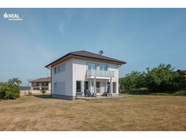 Immobilie in Großweikersdorf - traumhaft gelegenes Passivhaus mit großem Grundstück - Bild 4