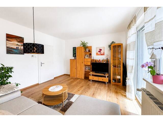 Immobilie in Niklasdorf - Helle, sanierte 3-Zimmer Wohnung mit Loggia und Carport - Bild 4
