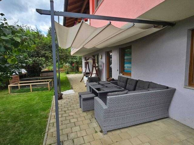 Immobilie in Agsdorf - 2 Fam. Wohnhaus, tolle Aussicht + eigene Quelle in Feldkirchen / St. Urban : 5 Zimmer, Garten, Balkone, PV, mit kleinem Stall für Schafe, Ziegen, Hühner - Bild 2
