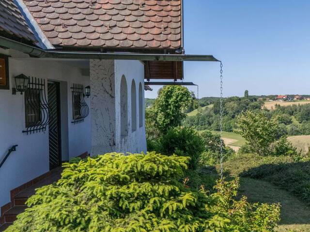 Immobilie in Unterlamm - Rückzugsort mit Seltenheitswert - Steirisches Landhausjuwel in traumhafter Ruhelage mit Fernblick - Bild 0