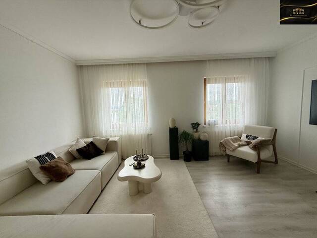 Immobilie in Neunkirchen - Zweigeschossige Maisonette-Dachgeschosswohnung in Neunkirchen - Bild 1