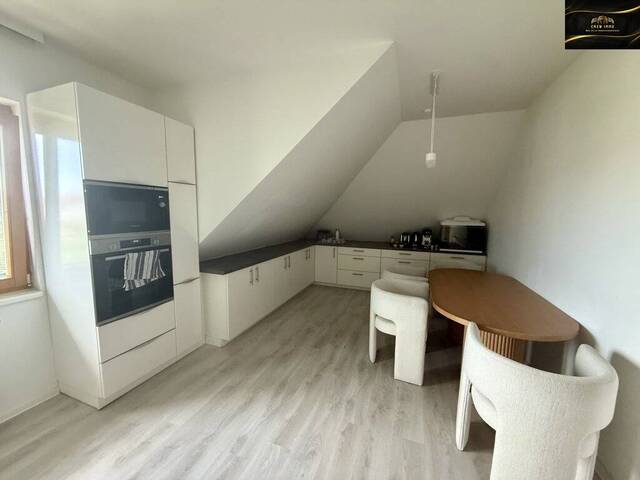 Immobilie in Neunkirchen - Zweigeschossige Maisonette-Dachgeschosswohnung in Neunkirchen - Bild 4